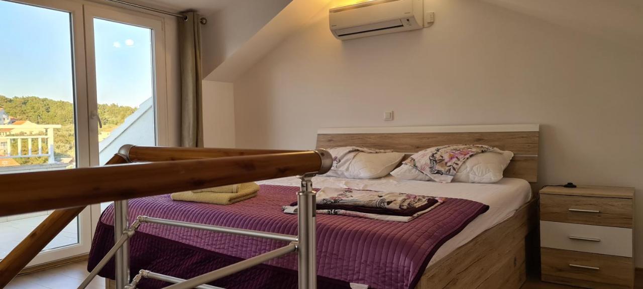 Luxury Apartments Oasis Лумбарда Екстер'єр фото